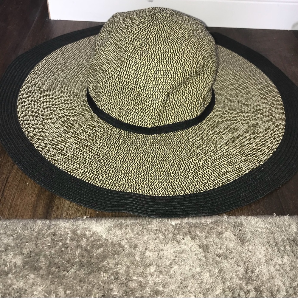 Sun hat